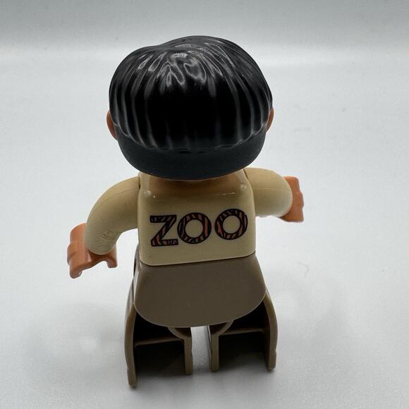 Lego Duplo Animals Lot Set Of 8 Zoo Keeper Cow Giraffe Polar Bear Tiger Pig - Picture 5 of 13